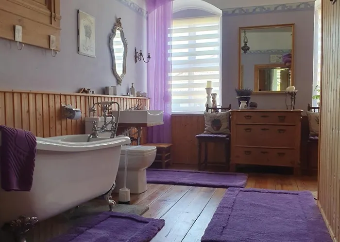 דירה Gesindehaus Am Schloss Kummerower Kummerow (Mecklenburgische Seenplatte)